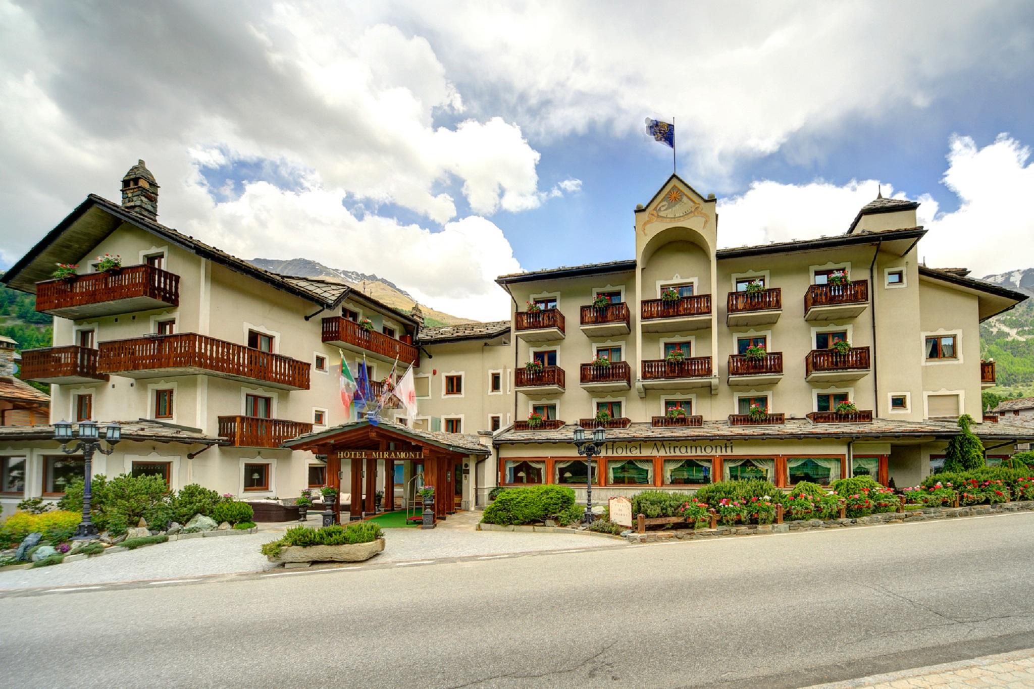 Hotel Miramonti Cogne Luaran gambar
